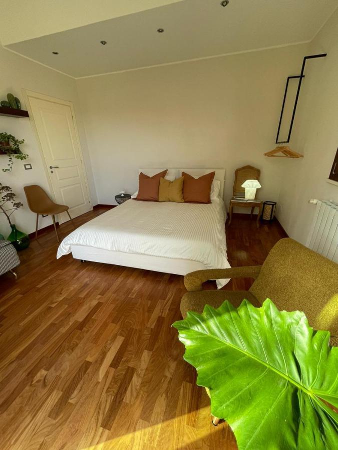 The Room Syracuse Luaran gambar