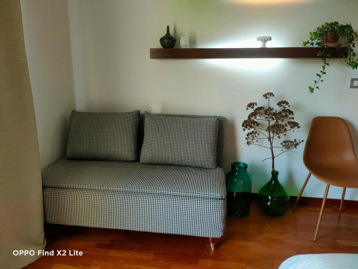 The Room Syracuse Luaran gambar